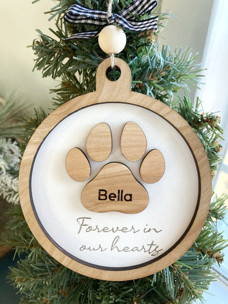 MEMORIAL DOG ORNAMENT